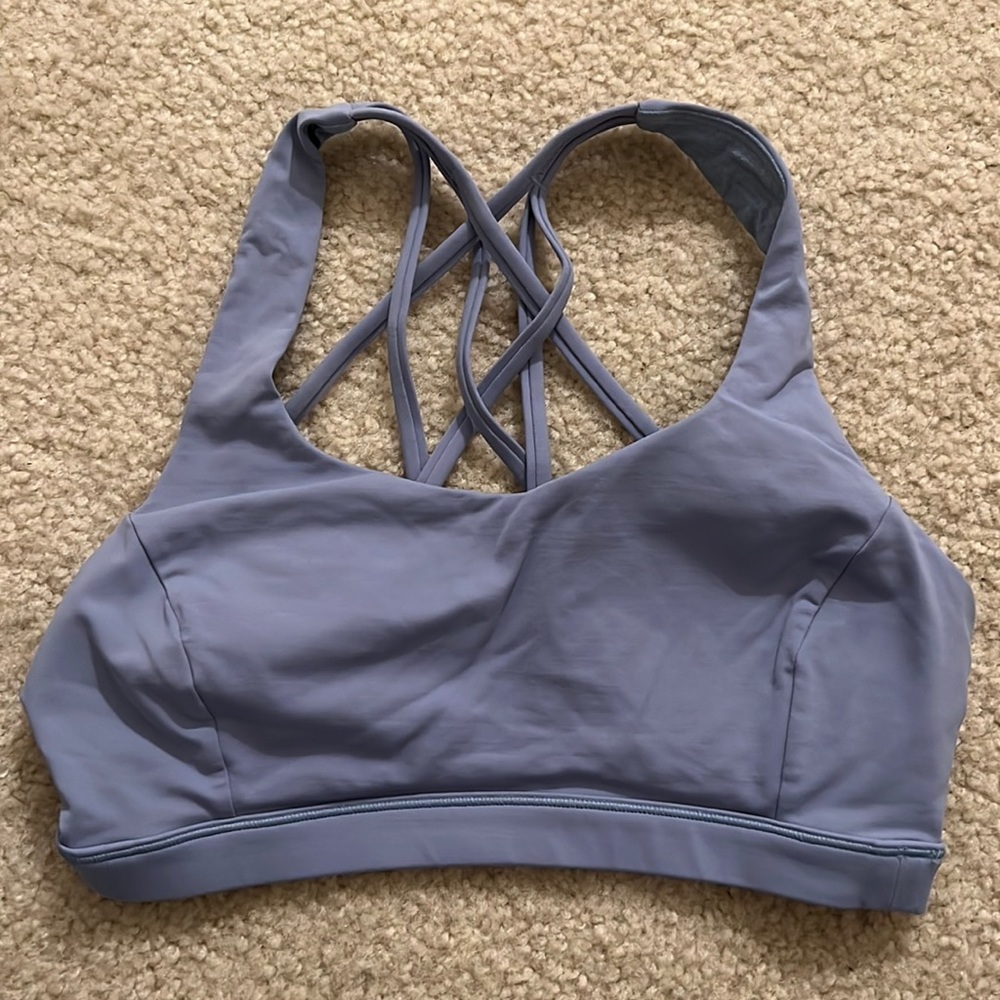 Lululemon sports bra